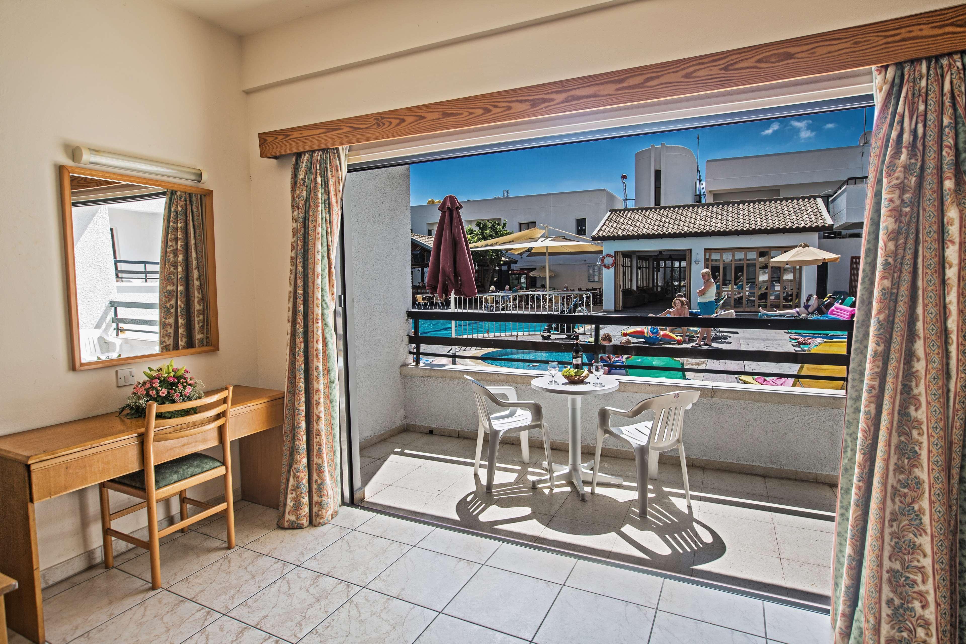 Hotel apartamentowy Anthea 3*